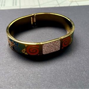 Multi-colored gold bangle